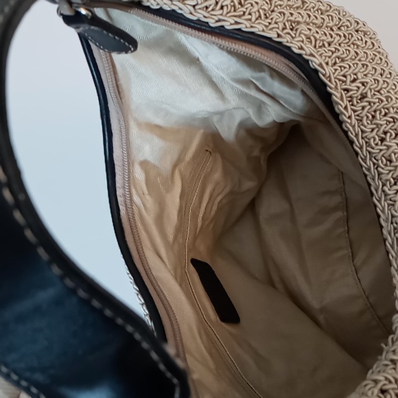 Sigrid Olsen-Vintage Crocheted Shoulder Bag w/Leather Strap & trim-Natural Beige - Picture 9 of 16